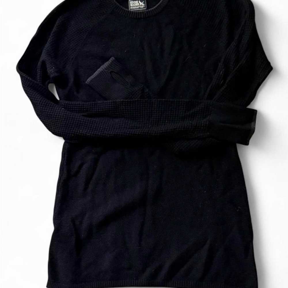 Eddie Bauer wool blend sweater with thumb holes.